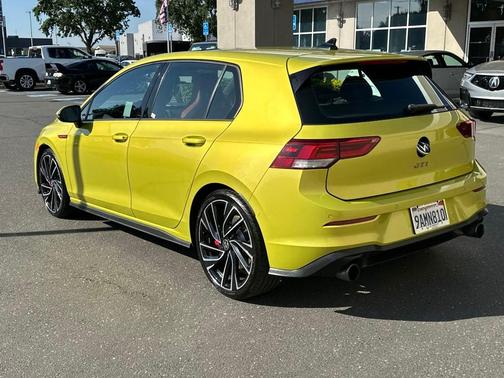 2022 Volkswagen Golf GTI 2.0T Autobahn