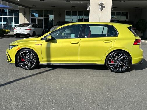 2022 Volkswagen Golf GTI 2.0T Autobahn