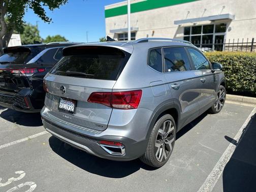 Pyrite Silver Metallic 2022 Volkswagen Taos 1.5T SEL