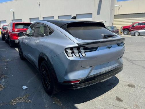 2022 Ford Mustang Mach-E Premium