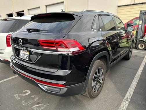 2021 Volkswagen Atlas Cross Sport 2.0T SE