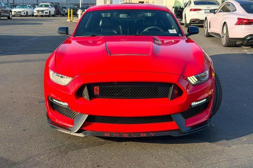 2016 Ford Shelby GT350 Base