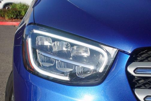 2022 Mercedes-Benz GLC 300 Base