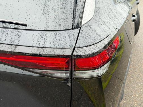Deep Black Pearl Effect 2026 Volkswagen Tiguan 2.0T S