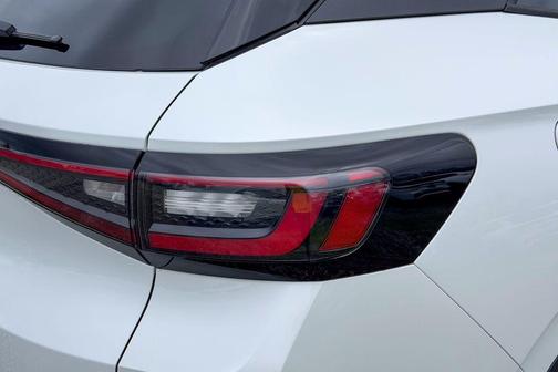 2025 Volkswagen ID.4 Pro