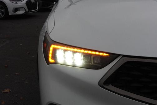 2019 Acura TLX V6 Technology & A-Spec