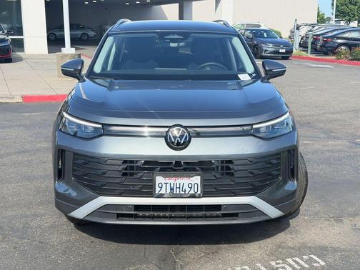 Platinum Gray Metallic 2026 Volkswagen Tiguan 2.0T S