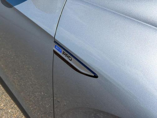 Silver Mist Metallic 2026 Volkswagen ID.4 Pro