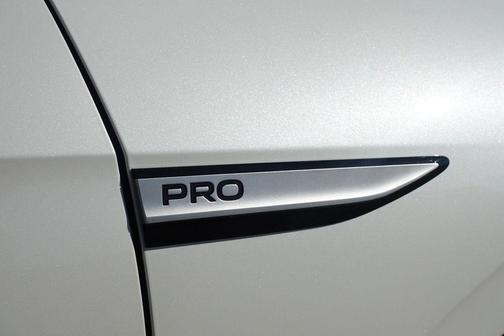 2025 Volkswagen ID.4 Pro