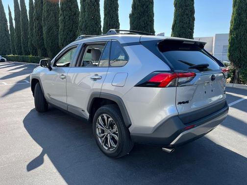 2022 Toyota RAV4 Hybrid Limited
