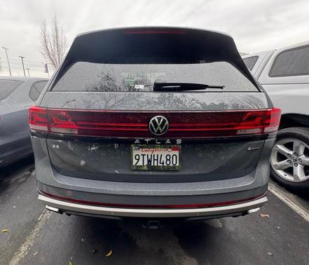 2025 Volkswagen Atlas 2.0T Peak Edition