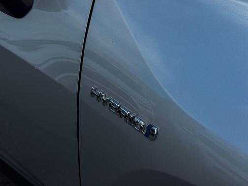 2019 Toyota RAV4 Hybrid LE