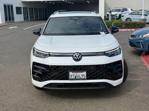 Opal White Pearl 2026 Volkswagen Tiguan 2.0T SE R-Line Black