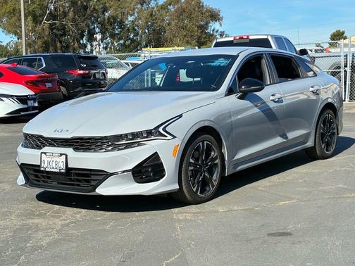 2024 Kia K5 GT-Line