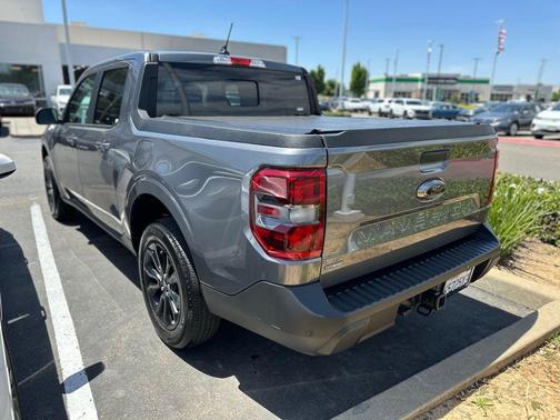 Gray Metallic 2024 Ford Maverick Lariat