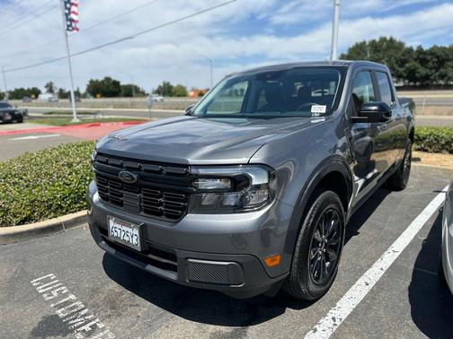 Gray Metallic 2024 Ford Maverick Lariat