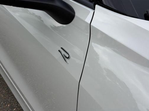 Sandstone 2026 Volkswagen Tiguan 2.0T SE R-Line Black