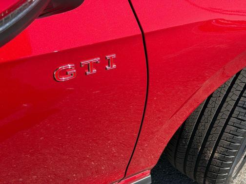 Kings Red Metallic 2026 Volkswagen Golf GTI 2.0T S