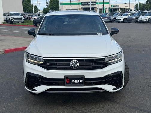 Opal White Pearl Effect 2024 Volkswagen Tiguan 2.0T SE R-Line Black