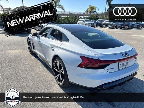 2024 Audi e-tron GT Premium Plus