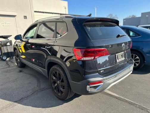 2022 Volkswagen Taos 1.5T SE