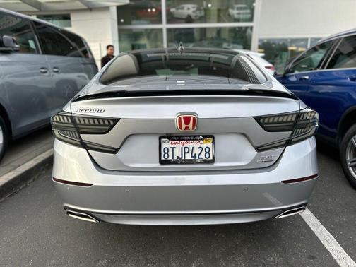 2020 Honda Accord Touring 2.0T