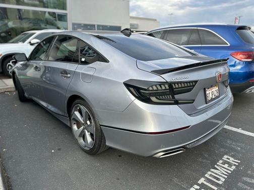 2020 Honda Accord Touring 2.0T