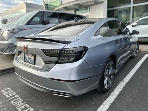 2020 Honda Accord Touring 2.0T