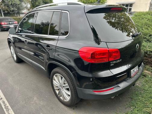 2016 Volkswagen Tiguan SE
