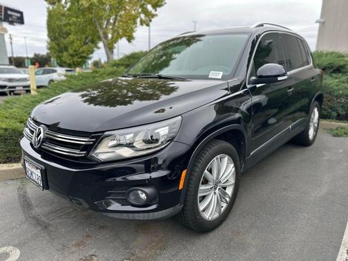 2016 Volkswagen Tiguan SE