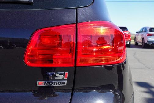 2016 Volkswagen Tiguan SE