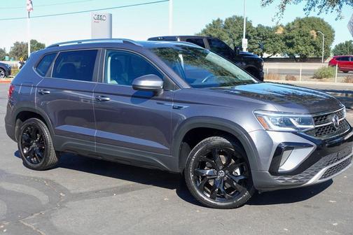 2022 Volkswagen Taos 1.5T SEL