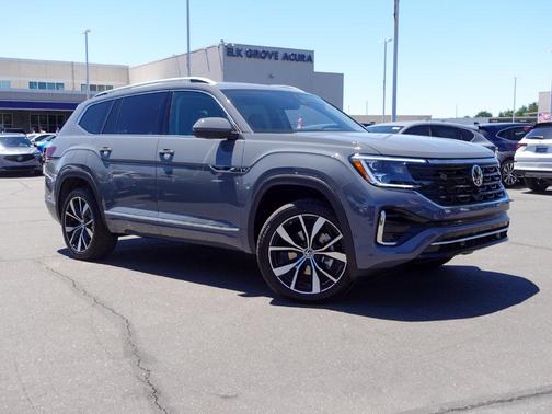 Pure Gray 2026 Volkswagen Atlas 2.0T SEL Premium R-Line