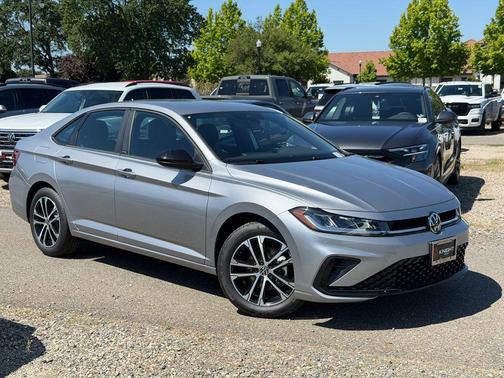 Pyrite Silver Metallic 2026 Volkswagen Jetta 1.5T Sport