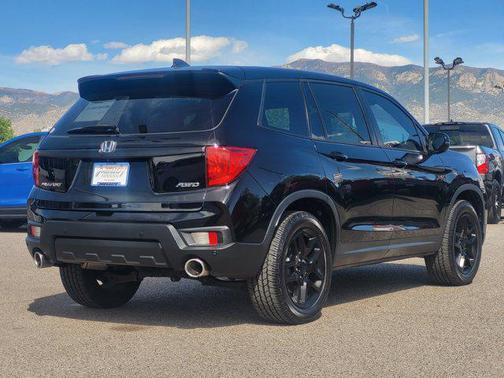 Crystal Black Pearl 2022 Honda Passport AWD EX-L