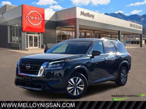 2025 Nissan Pathfinder SL 4WD
