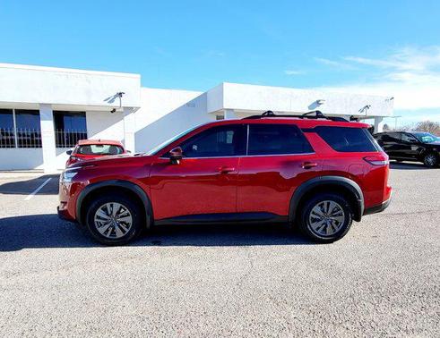 2024 Nissan Pathfinder SV 4WD