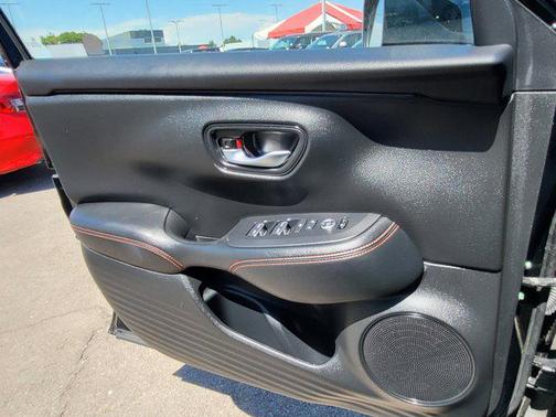 2024 Honda HR-V 2WD Sport w/o BSI