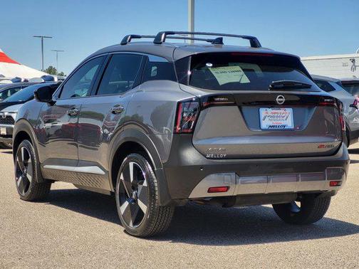 Gun Metallic 2026 Nissan Kicks SR