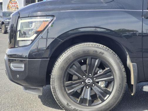 Super Black 2024 Nissan Titan SV