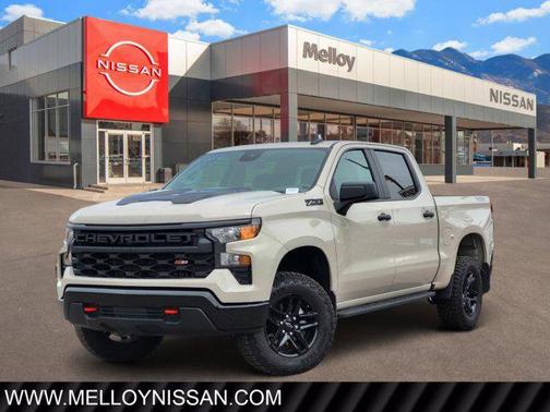 White Sands 2026 Chevrolet Silverado 1500 Custom Trail Boss