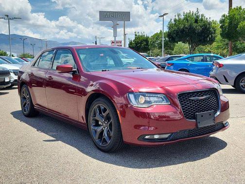 2022 Chrysler 300 S