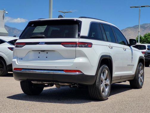 Bright White Clearcoat 2022 Jeep Grand Cherokee 4xe Base