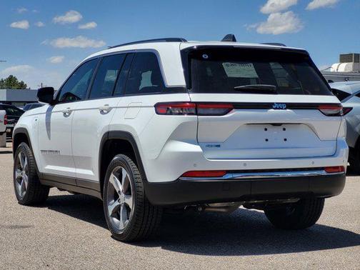 Bright White Clearcoat 2022 Jeep Grand Cherokee 4xe Base