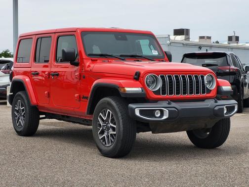 Firecracker Red Clearcoat 2025 Jeep Wrangler 4-Door Sahara 4x4
