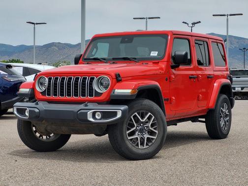 Firecracker Red Clearcoat 2025 Jeep Wrangler 4-Door Sahara 4x4