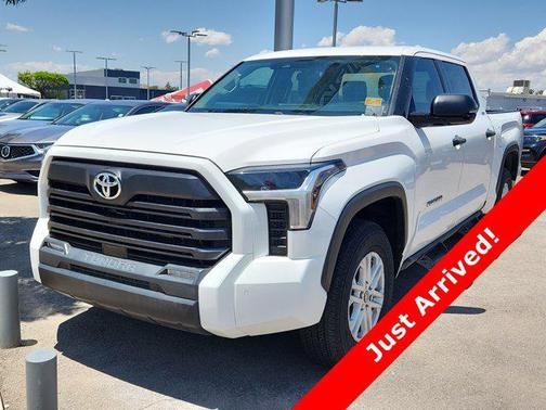 2022 Toyota Tundra SR5