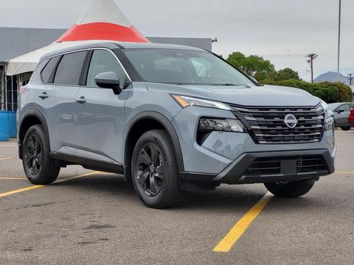 Boulder Gray Pearl 2026 Nissan Rogue SV