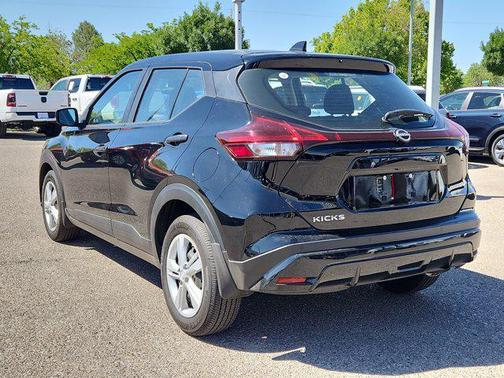 2024 Nissan Kicks S