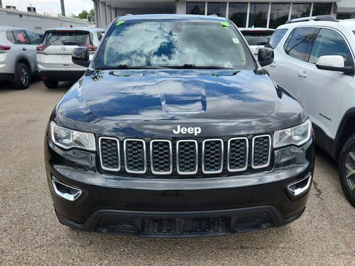 2022 Jeep Grand Cherokee Laredo